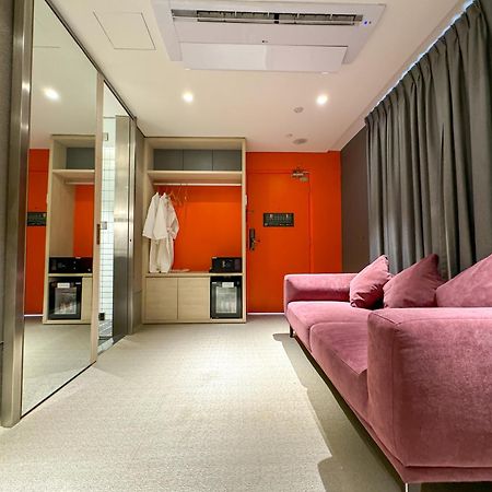 The Upper House, Batu Kawan Hotel Simpang Ampat  Buitenkant foto